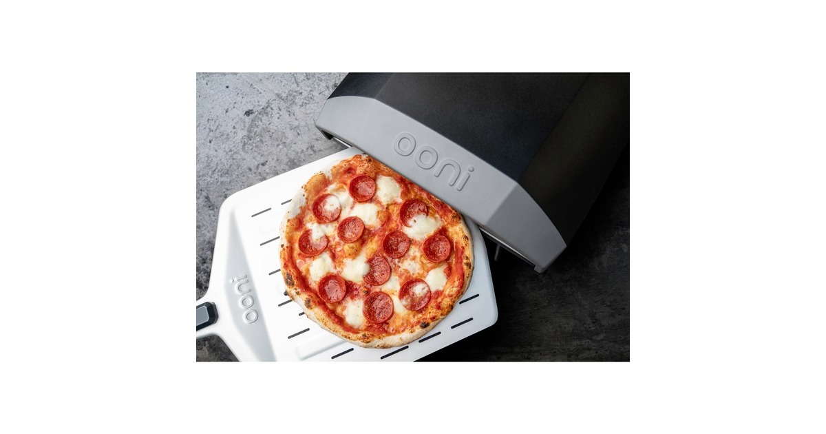 OoniPerforated Pizza Peel grillbestek  (Zilver/zwart, 12