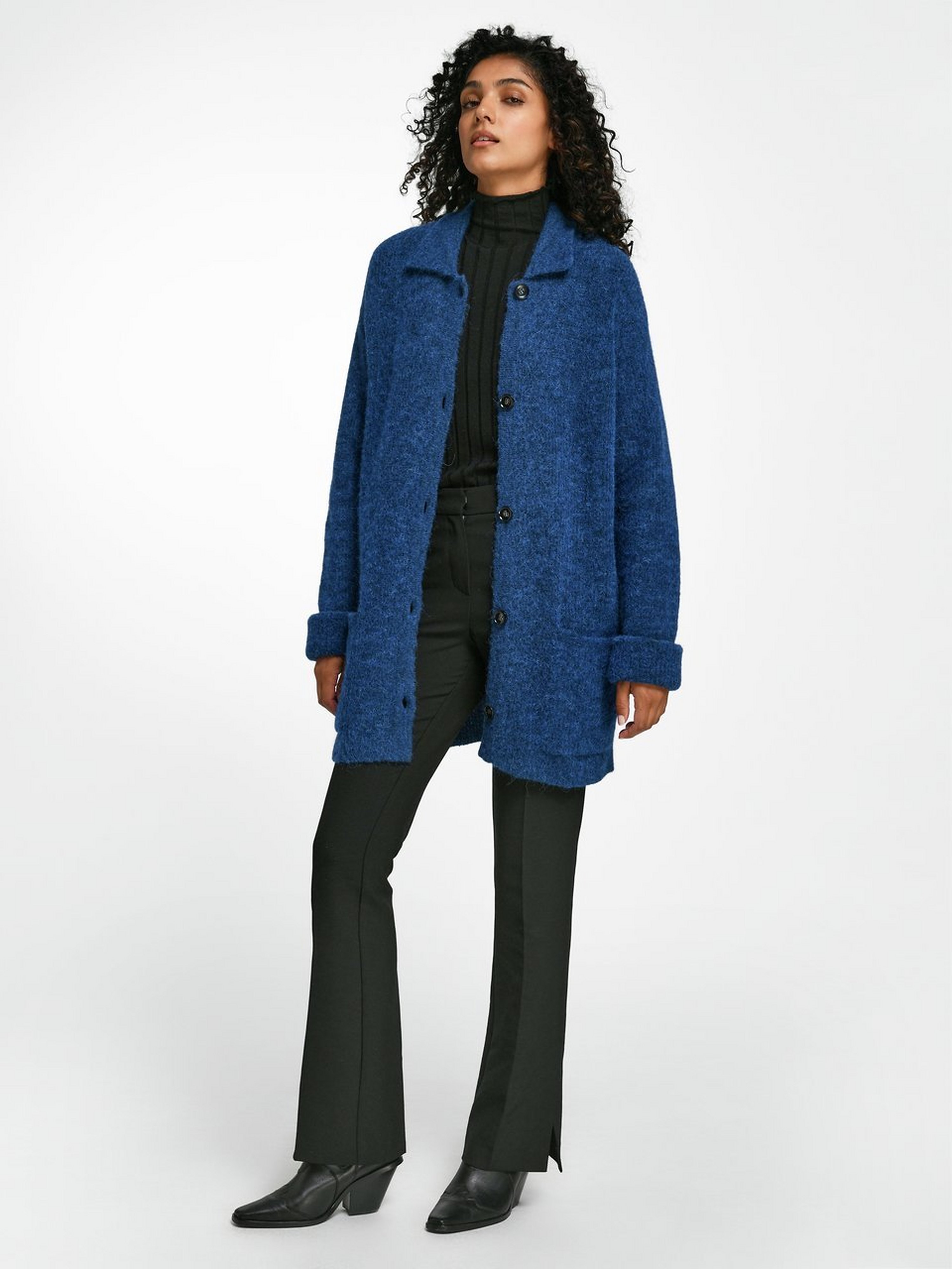 Strickjacke mit überschnittener Schulter