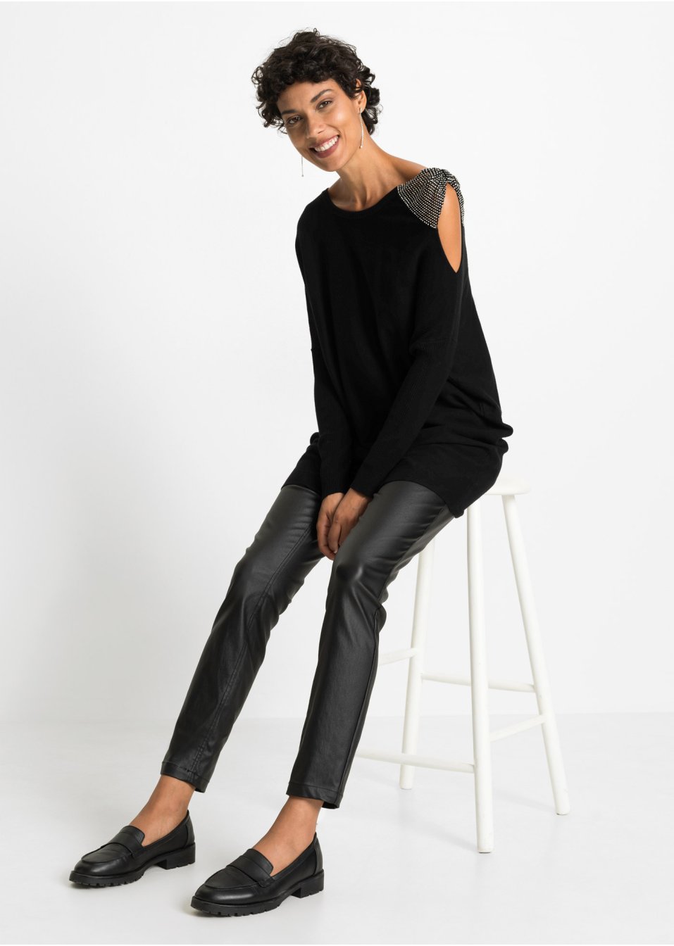 Pull avec petites pierres brillantes