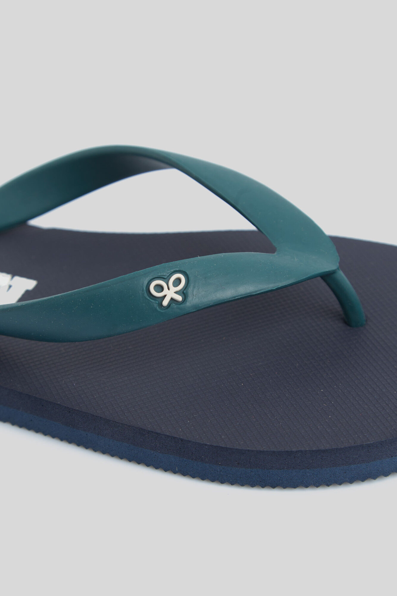 Chinelo clássico com letras verdes - Verde