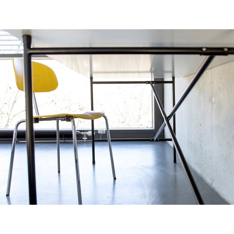 Tisch E2 (Set)