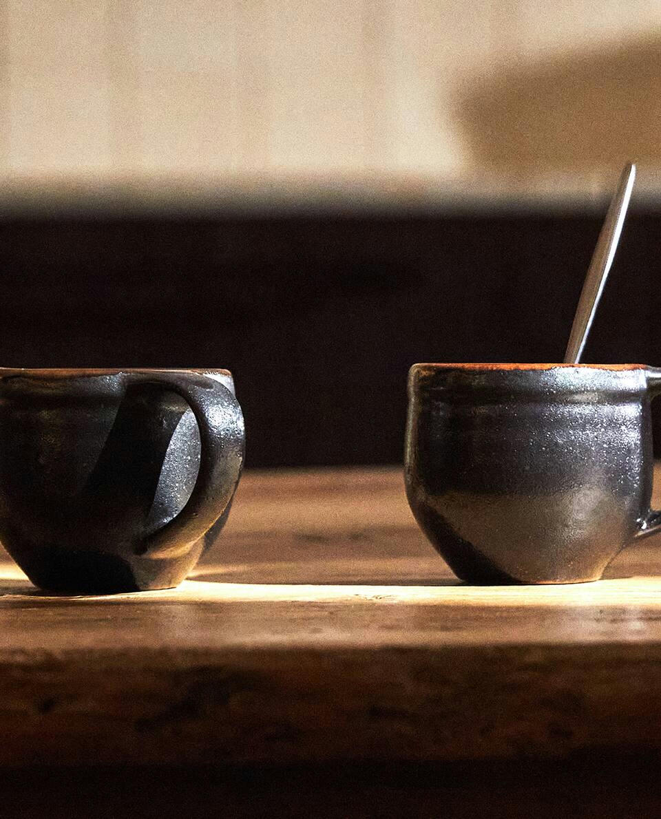 XÍCARA DE CAFÉ DE CERÂMICA