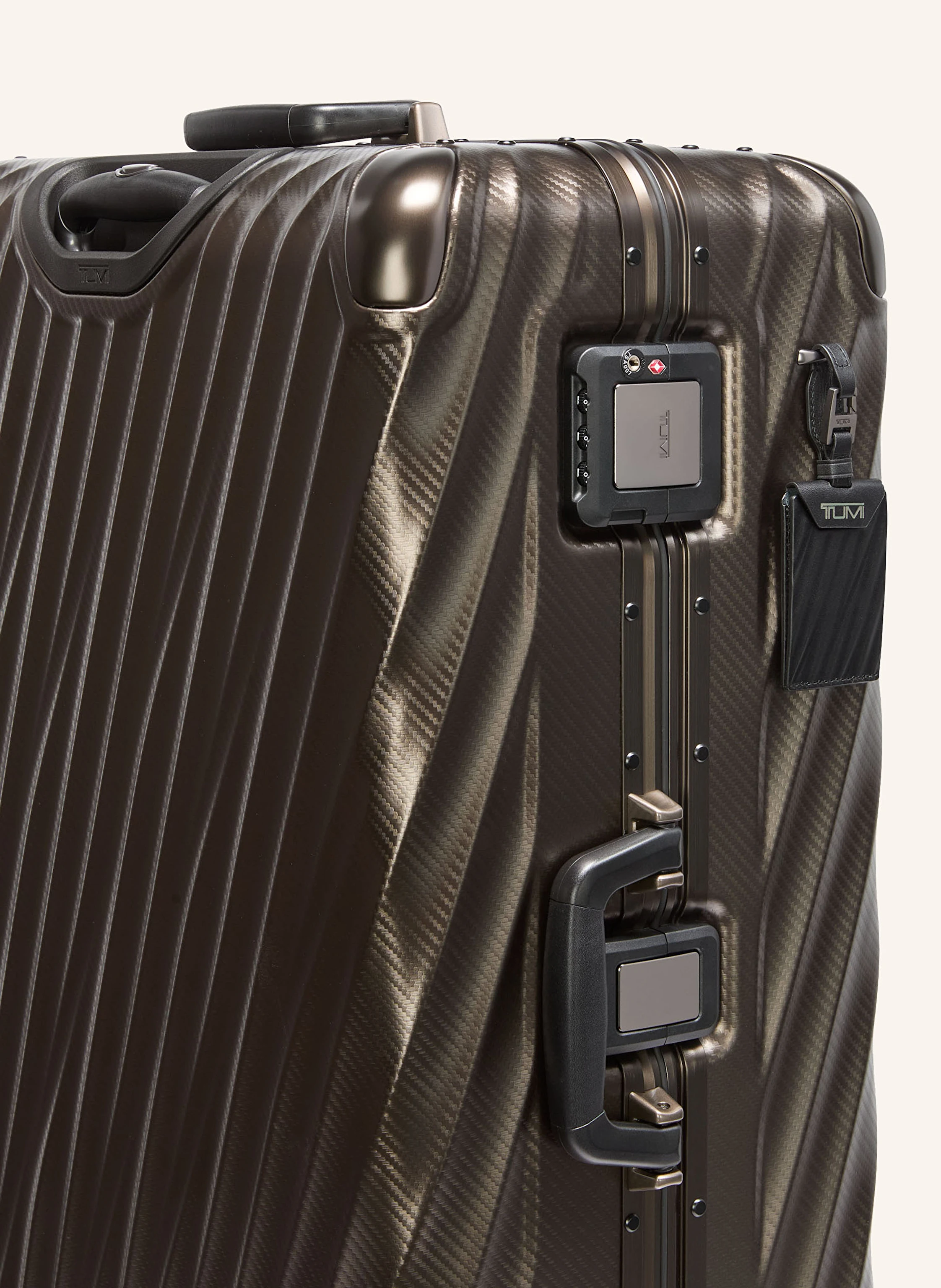 TUMI 19 DEGREE ALUMINIUM Trolley INTERNATIONAL