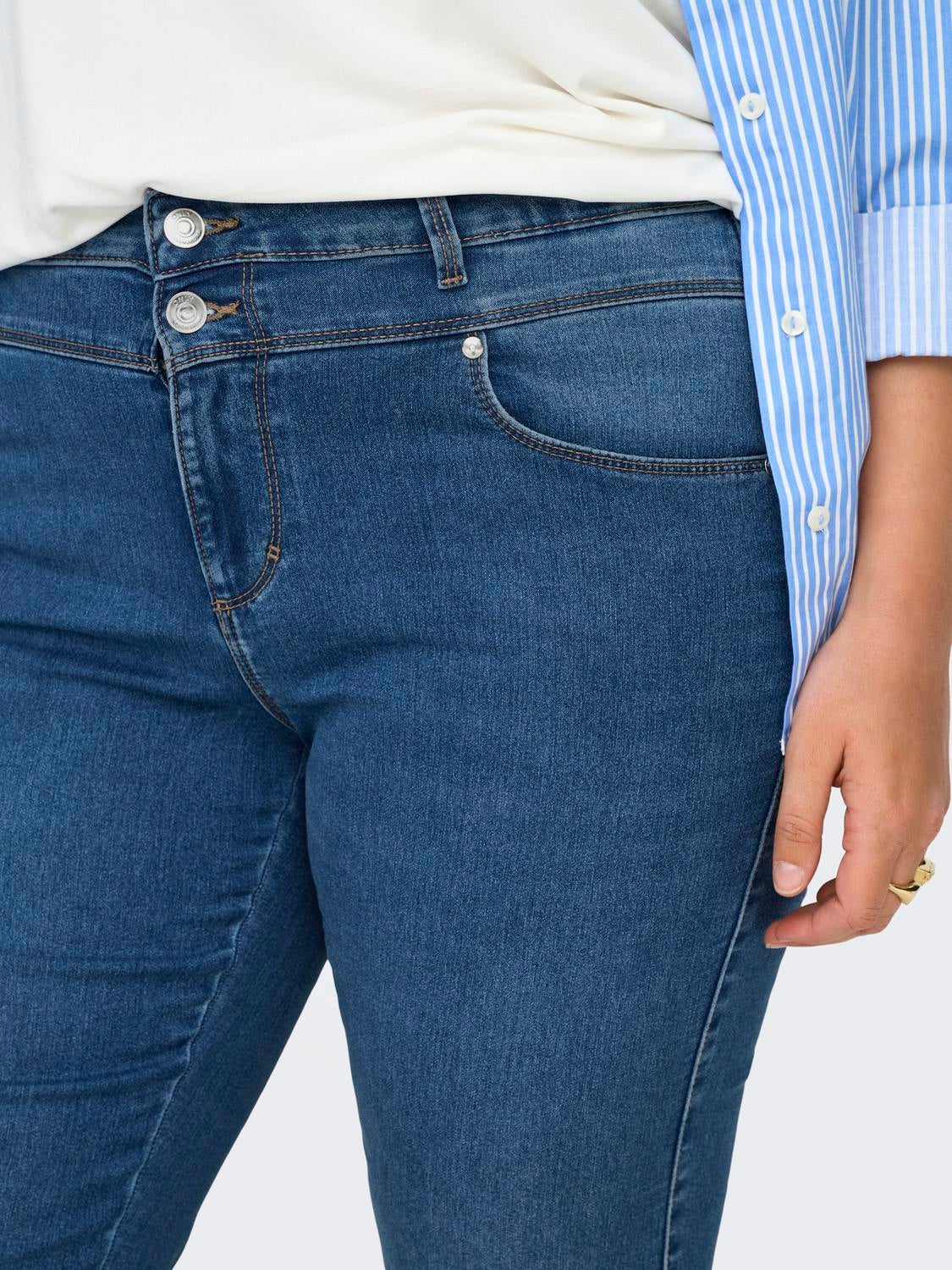 CARAUGUSTA Mittlere Taille Ausgestellt Jeans Medium Blue Denim