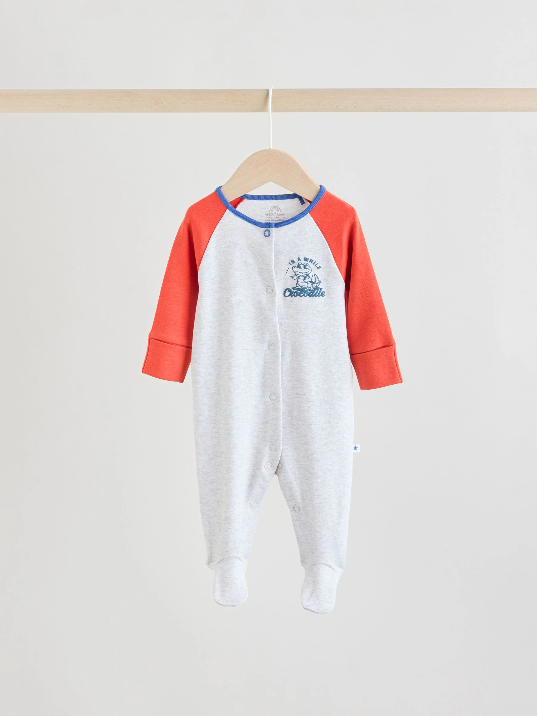 Meerkleurig collegesportstijl - Verpakking van 3 babypyjama's (0 mnd-3 jr)
