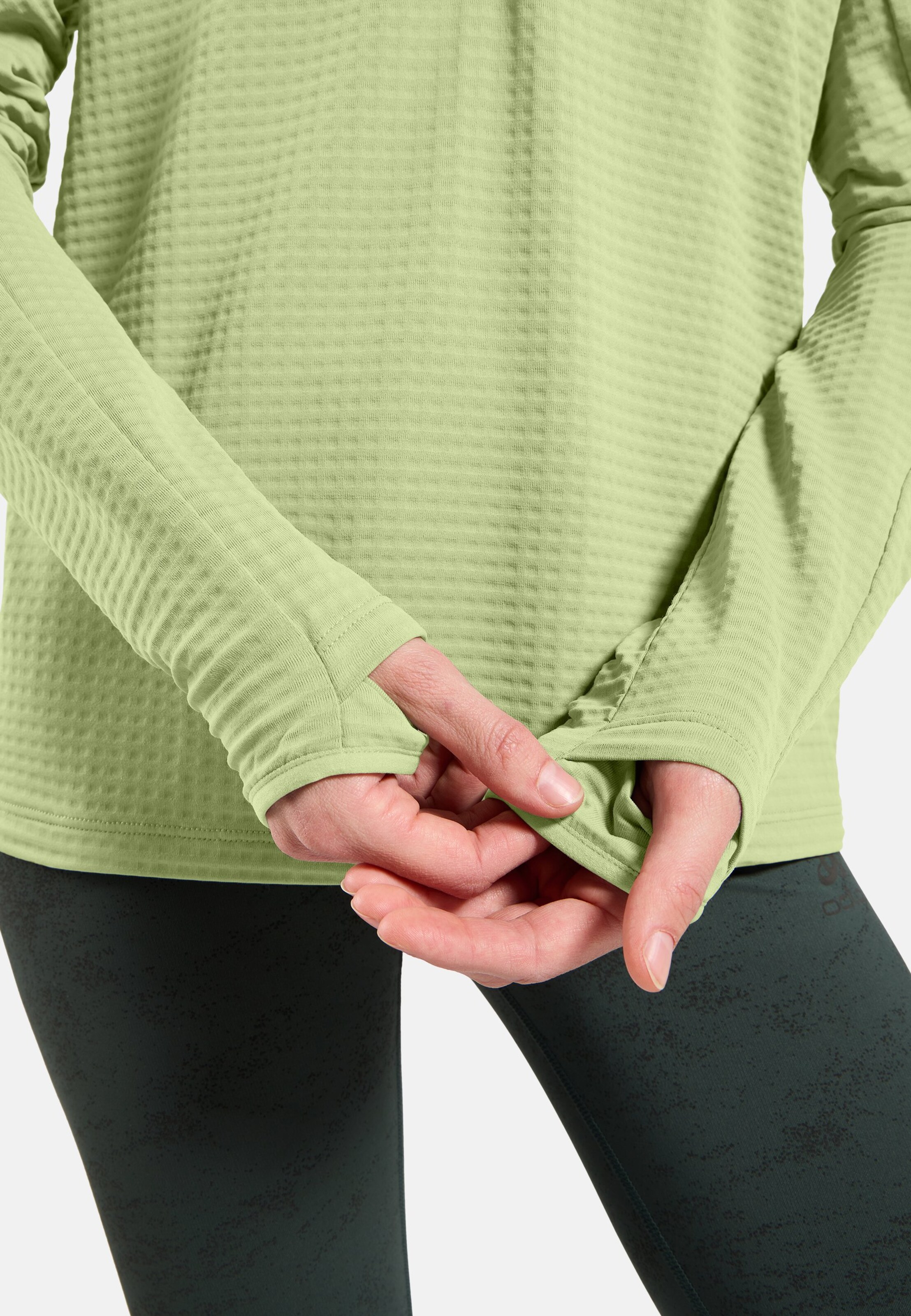 Essentials Thermal Laufshirt mit Halbreissverschluss in shadow lime