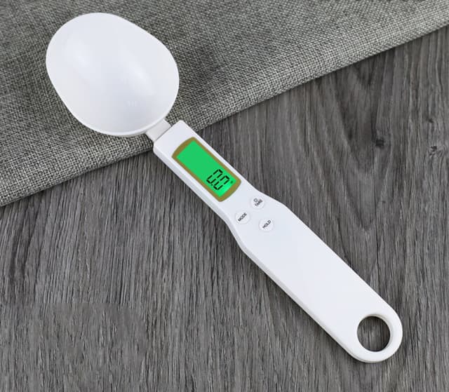 Digital skevægt 500 g / 0,1 g Hvid