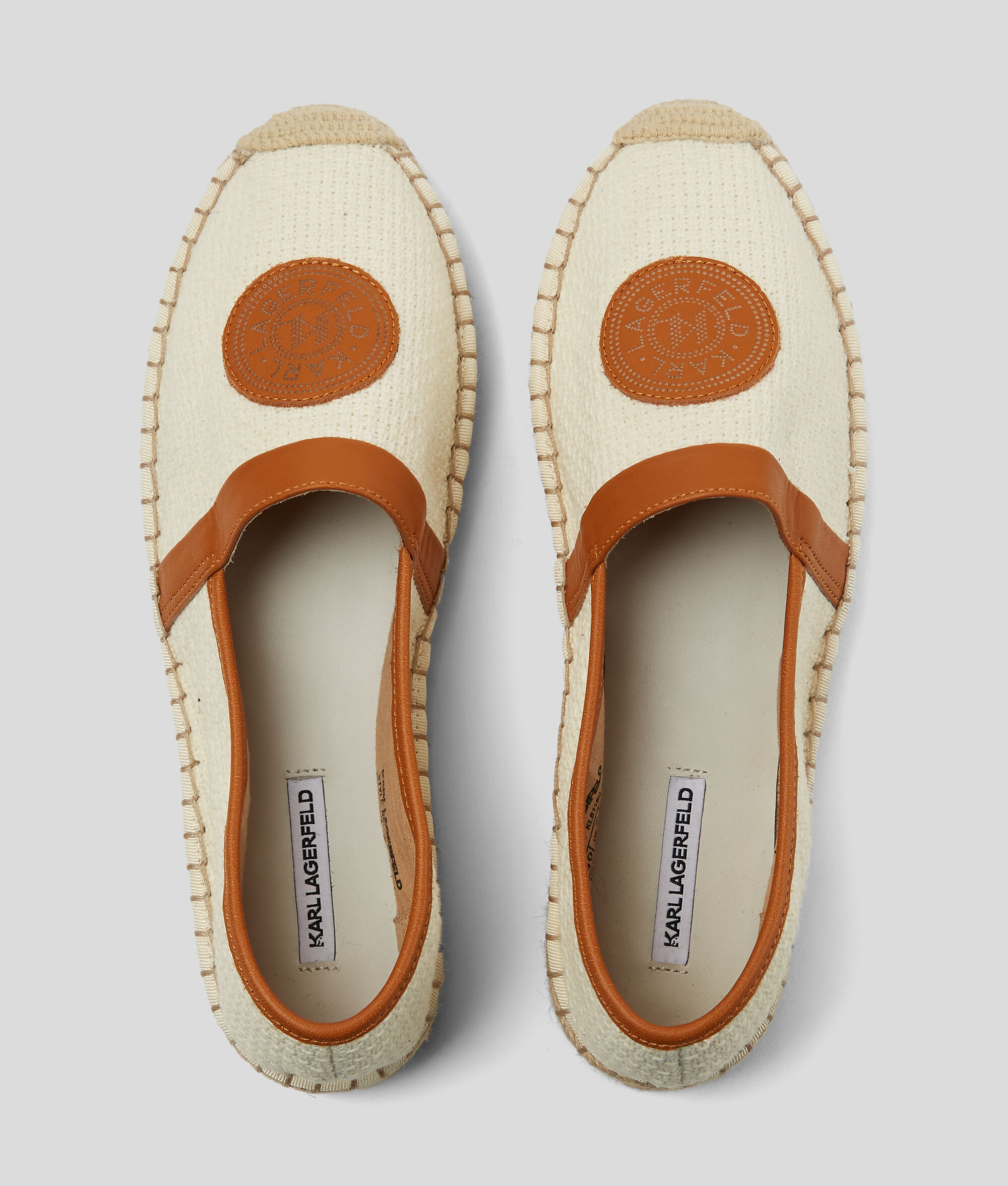 Slip-on à logo en anneau Kamini Duo