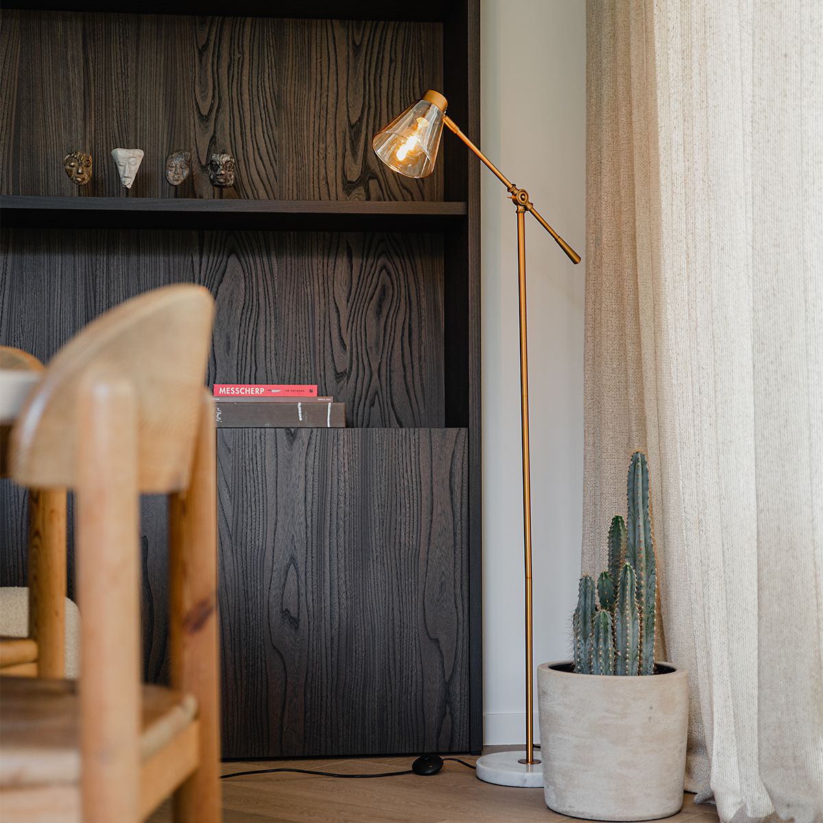 Art Deco vloerlamp brons met marmer en amber glas - Nina