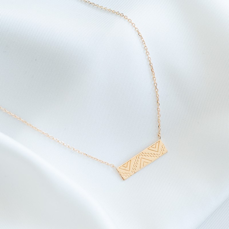 Collier Pendentif Barre Plaqué Or Aztèque Maya