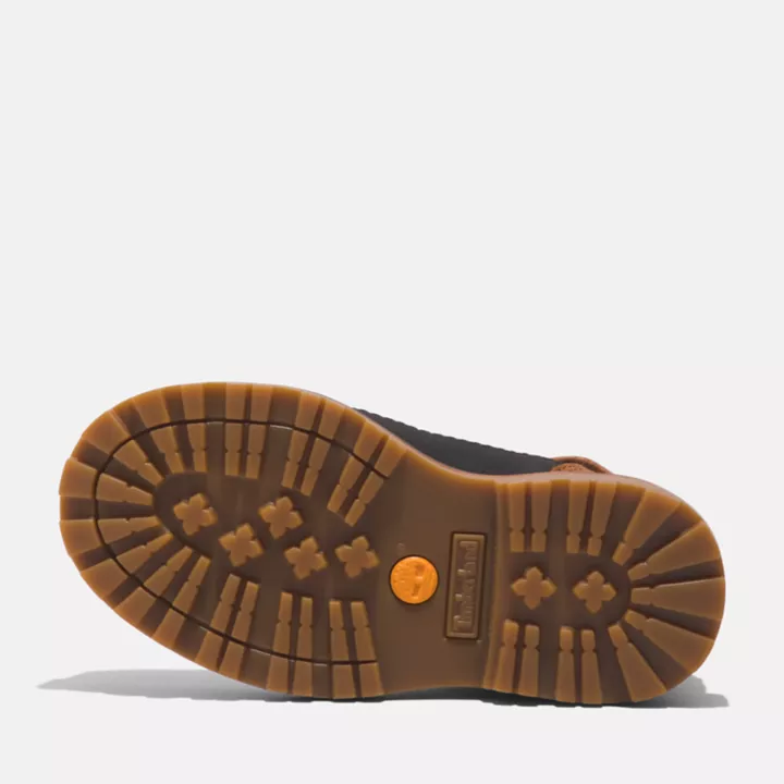 Bota infantil Courma para bebês na cor marrom claro