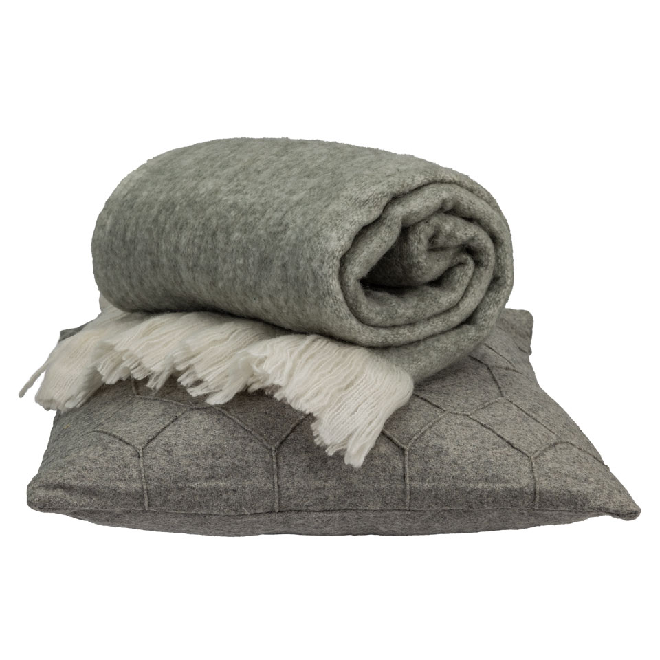Kussen wolvilt Hexagon lightgrey