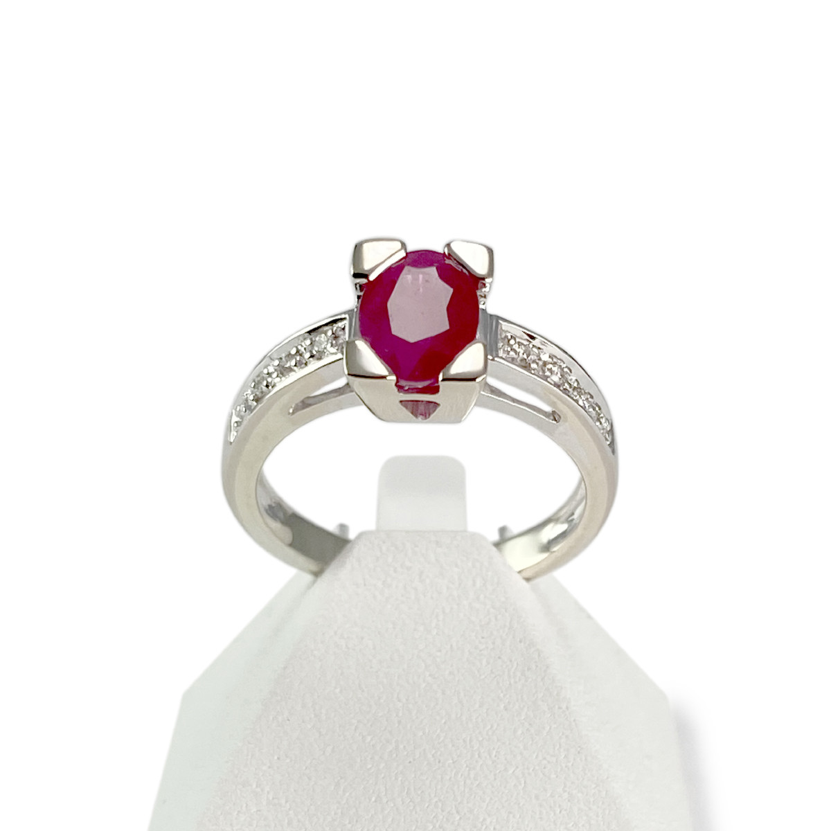 Bague d'occasion or 750 blanc diamants rubis
