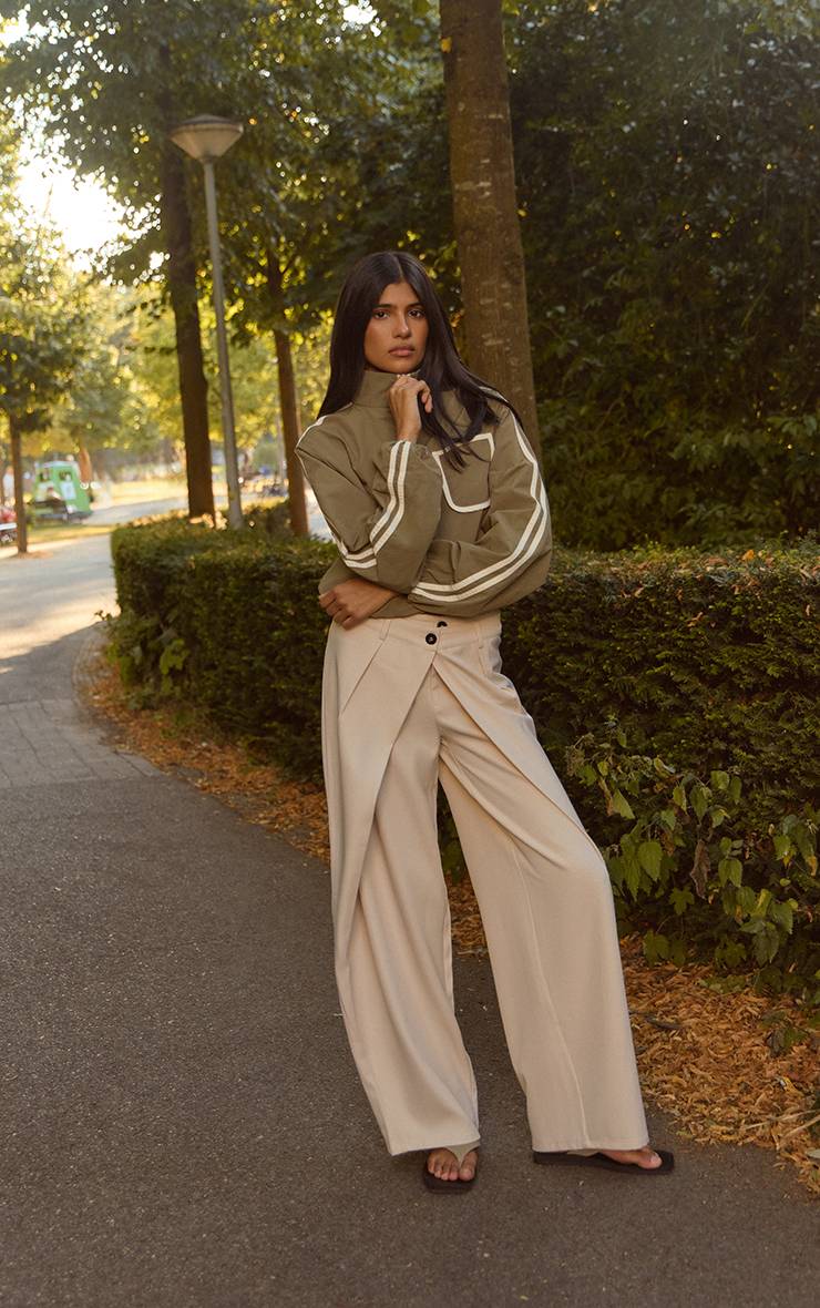Ecru Pantalon À Jambes Tonneau Avec Détail Plissé