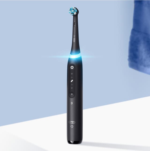 Oral-B iO 5s elektrisk tandbørste 414964 (mat sort)
