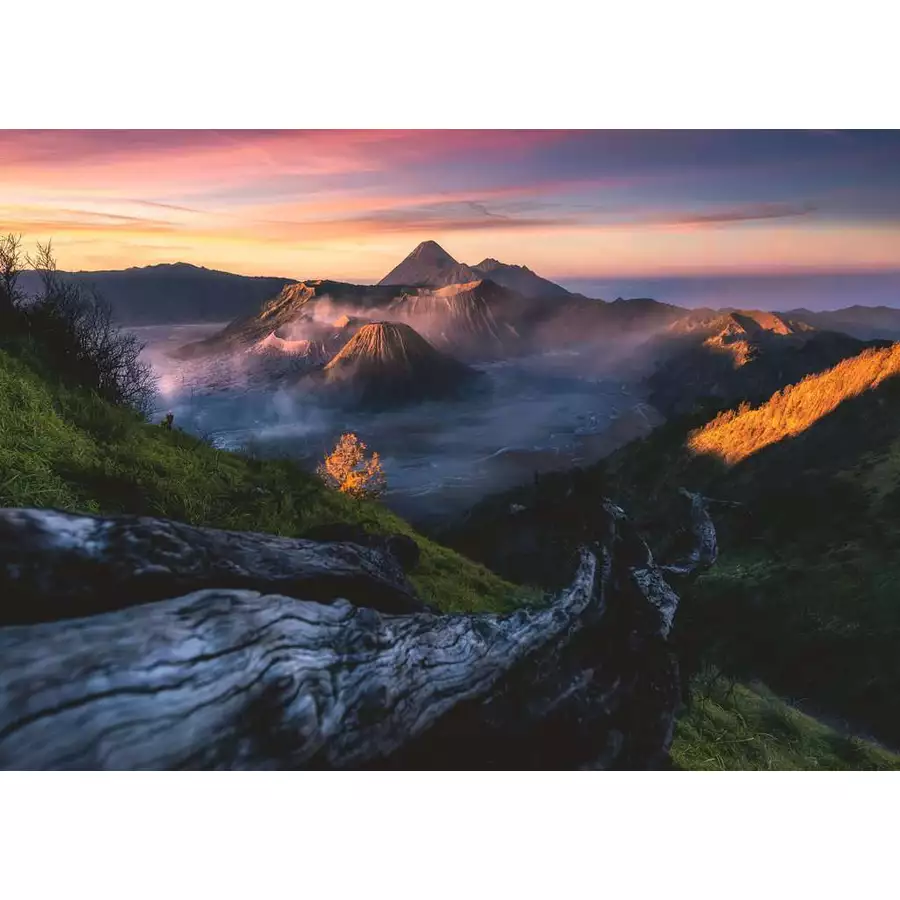Ravensburger Stratovulkan Bromo, Indonesien​ bunt
