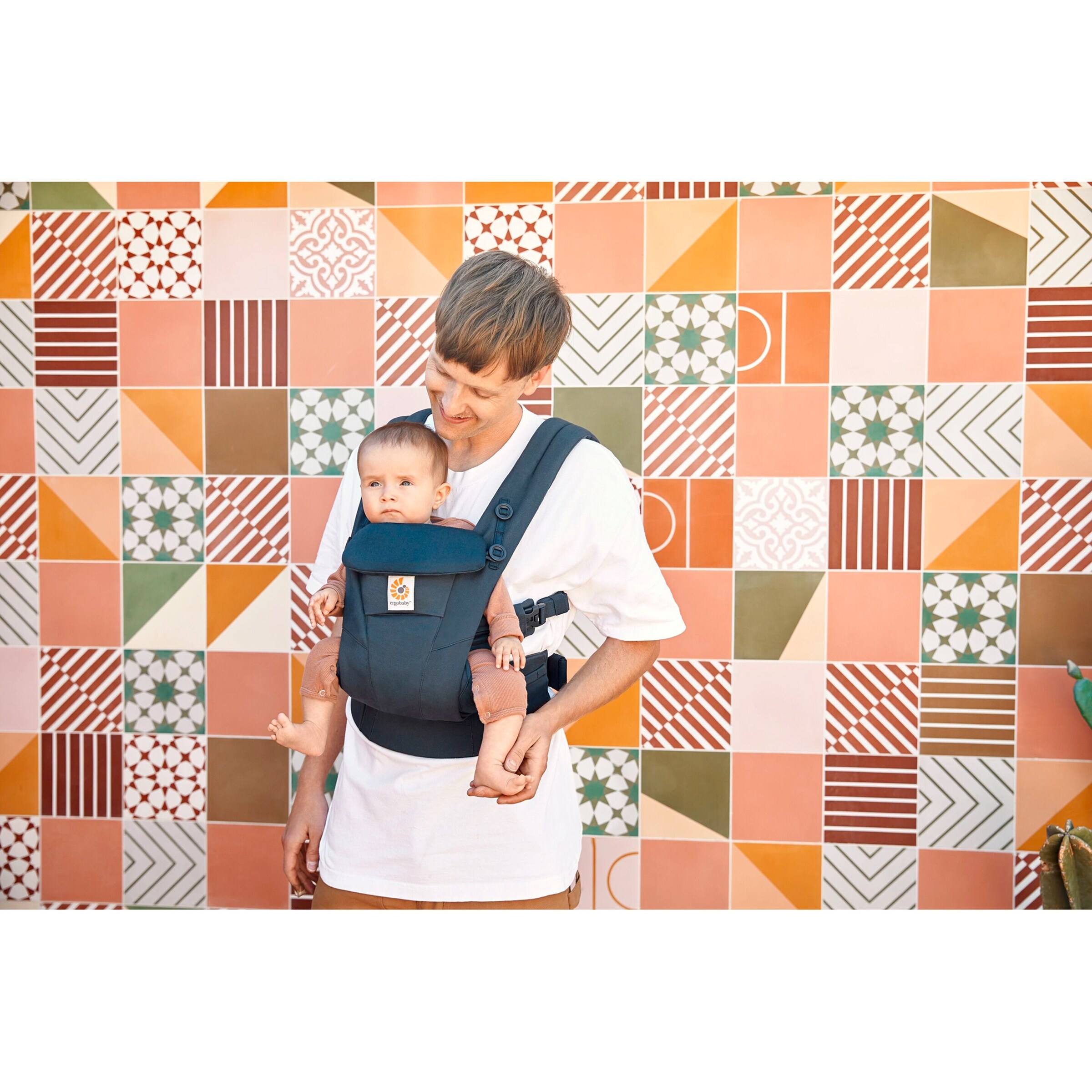 Ergobaby® - Omni Dream Babytrage, 4 Tragepositionen midnight blue