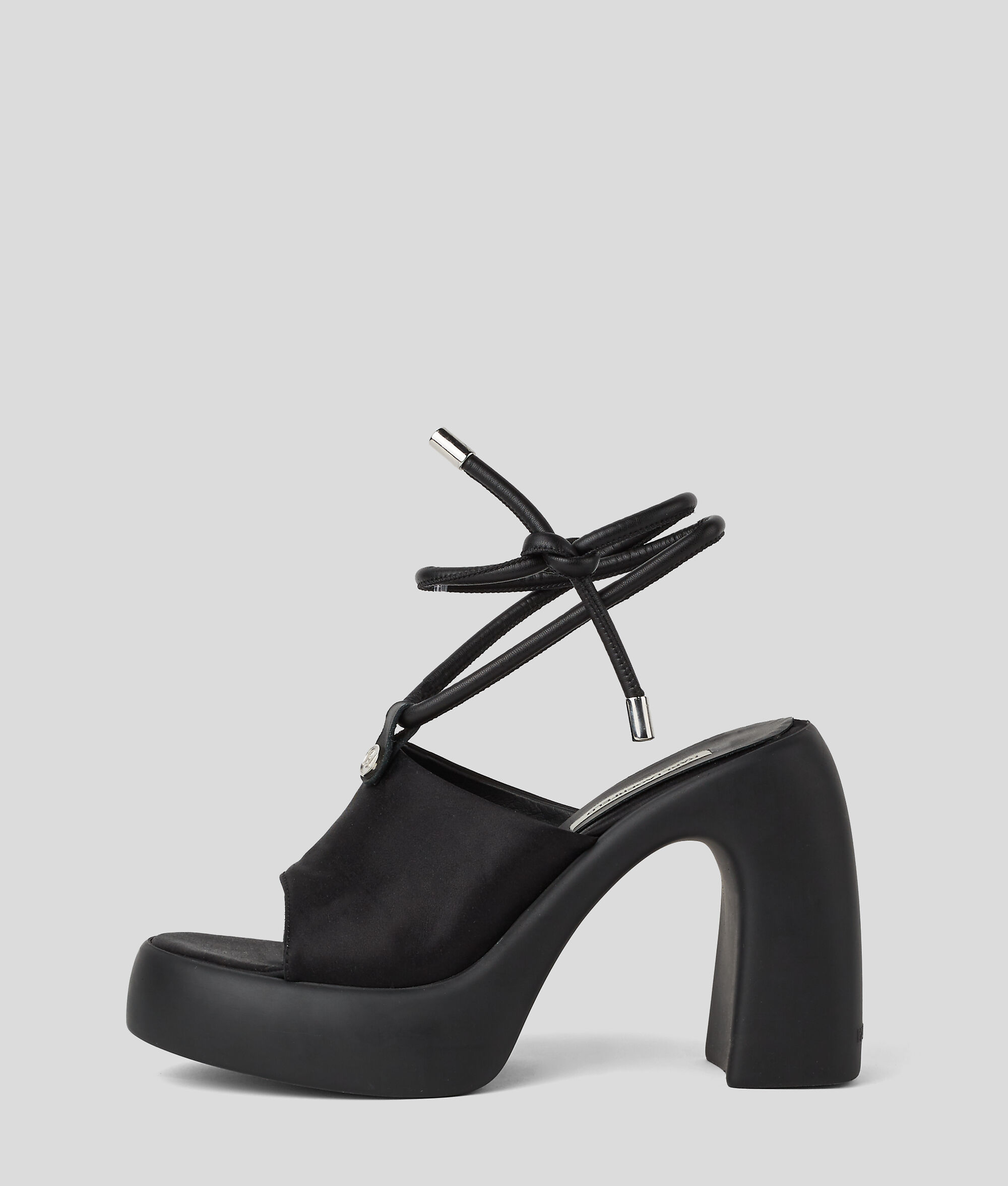 Mules à brides montantes Astragon