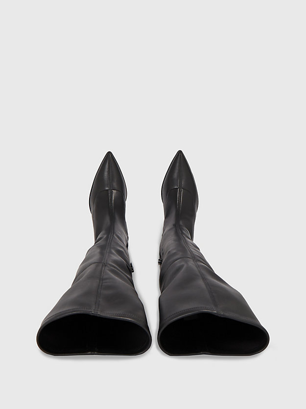 botas acima do joelho com salto agulha