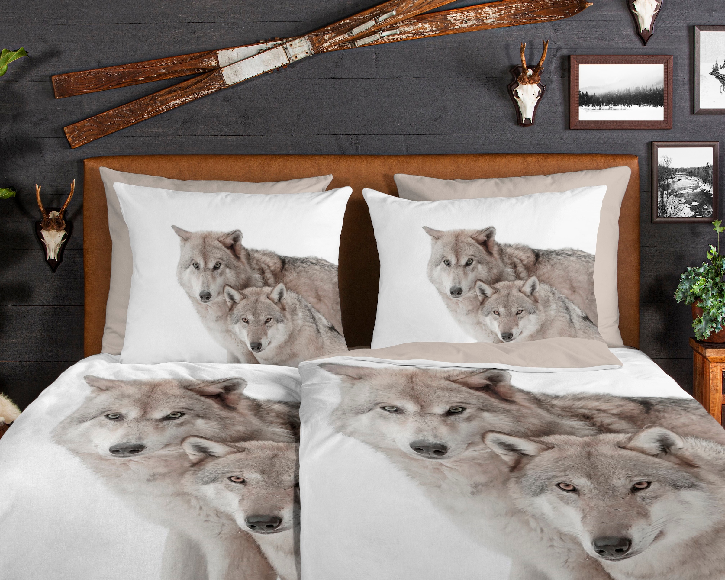 good morning Wendebettwäsche »Fera« 2 Stk. tlg. Biber, 135x200, Warm, Weich, Wendeoptik, Reissverschluss, Wolf, Sand