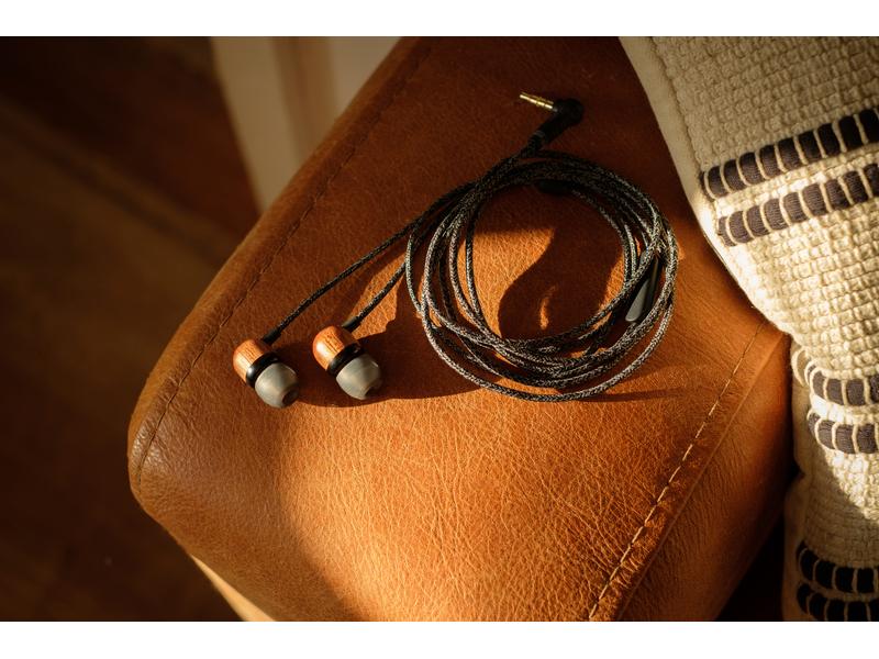 House of Marley In-Ear-Kopfhörer Smile Jamaica Schwarz In-Ear-Kopfhörer mit geräuschisolierendem Design