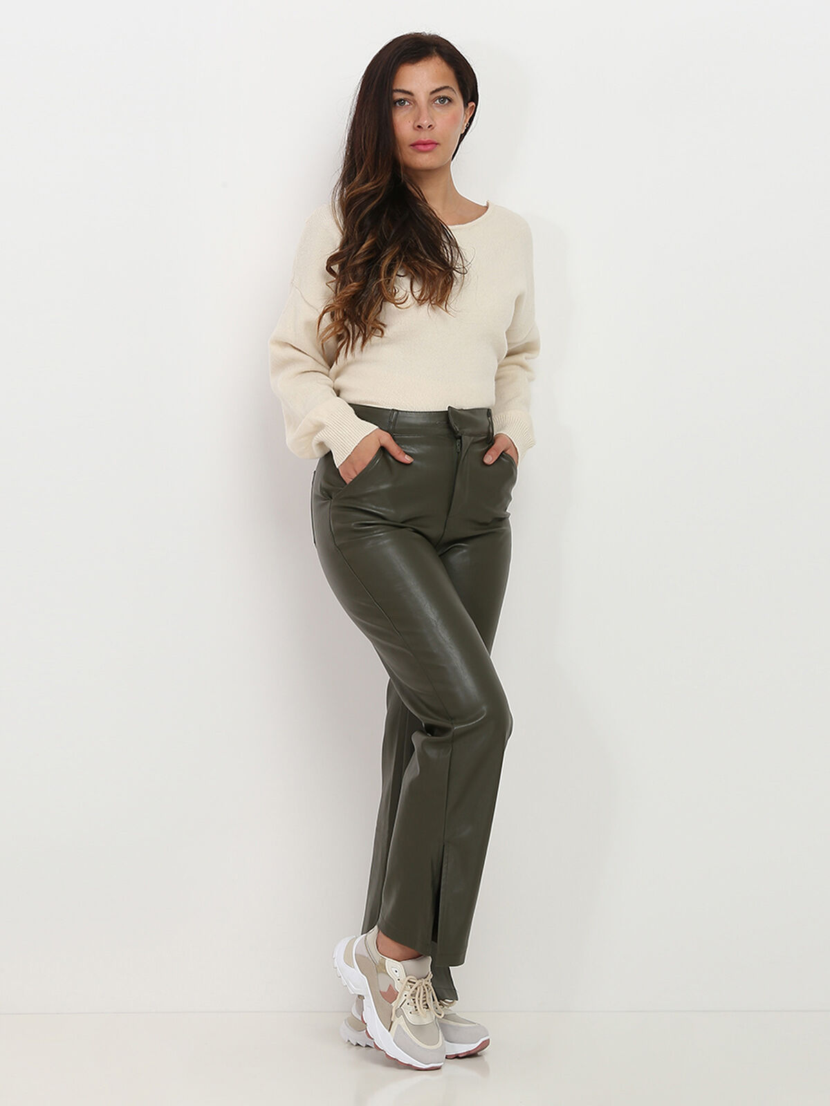 Pantalon large en simili à fentes- Vert