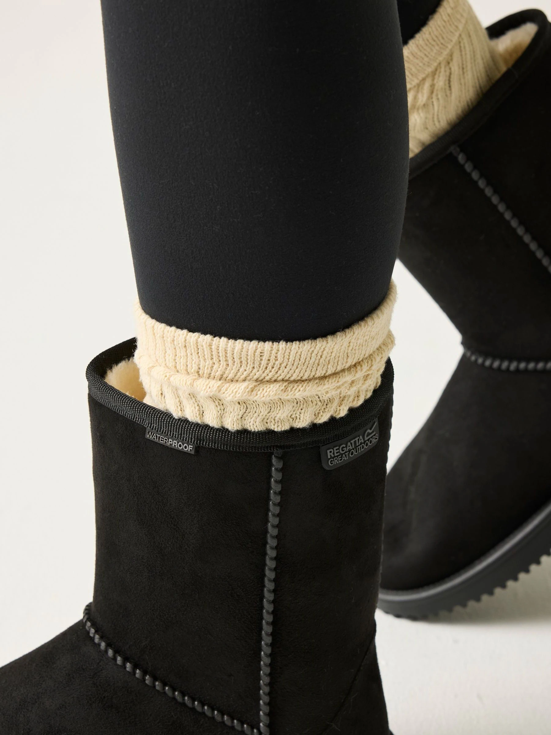 Zwart - Regatta Risley Behaaglijke halflange waterdichte Boots met voering van imitatiebont