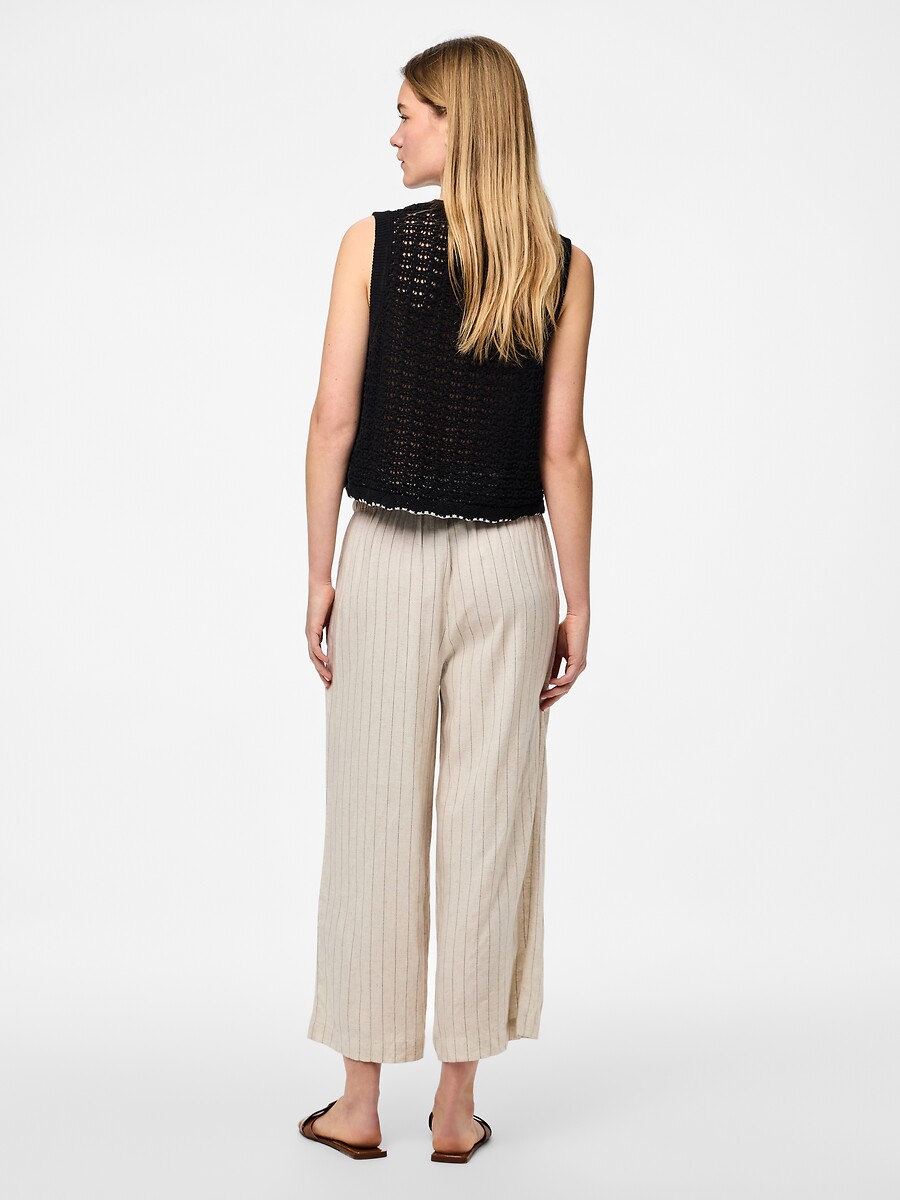 PEÇAS<br>Calça pantalona com estampa listrada e cintura alta