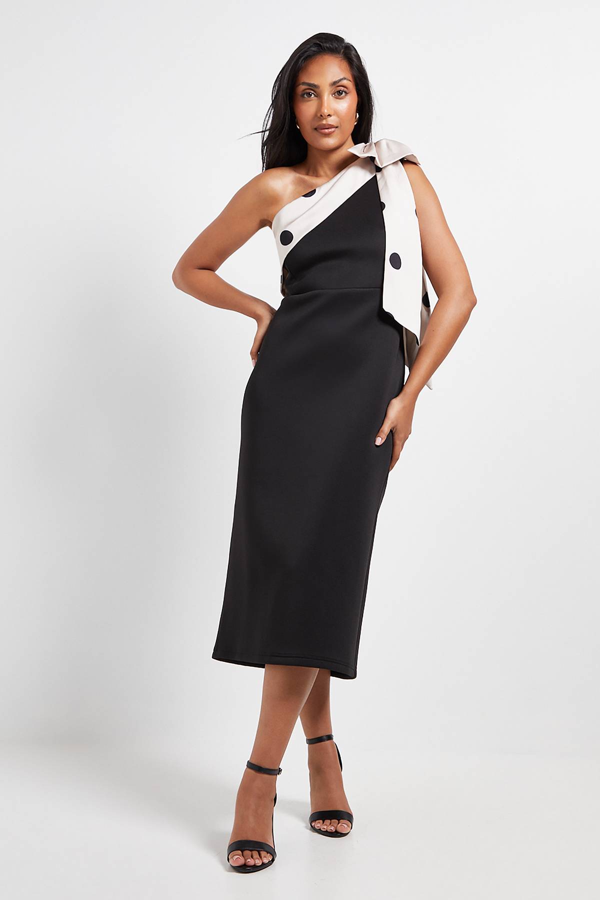 Wallis Robe Mi-Longue Asymétrique en Néoprène avec Corsage Petite Taille Cérémonie