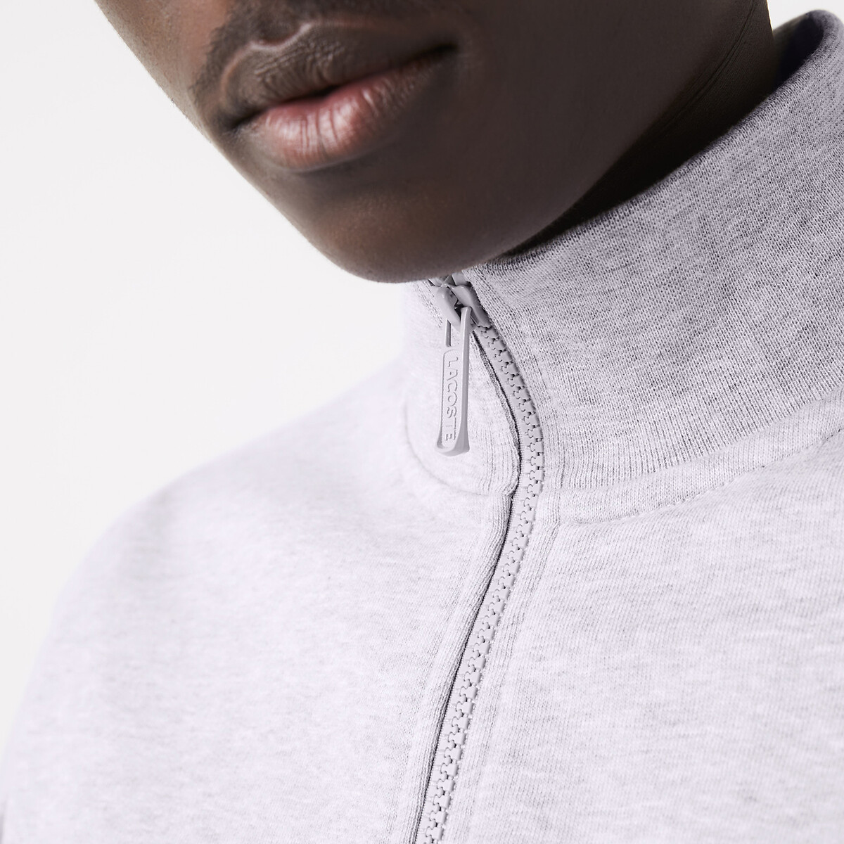 Suéter LACOSTE com zíper e gola alta