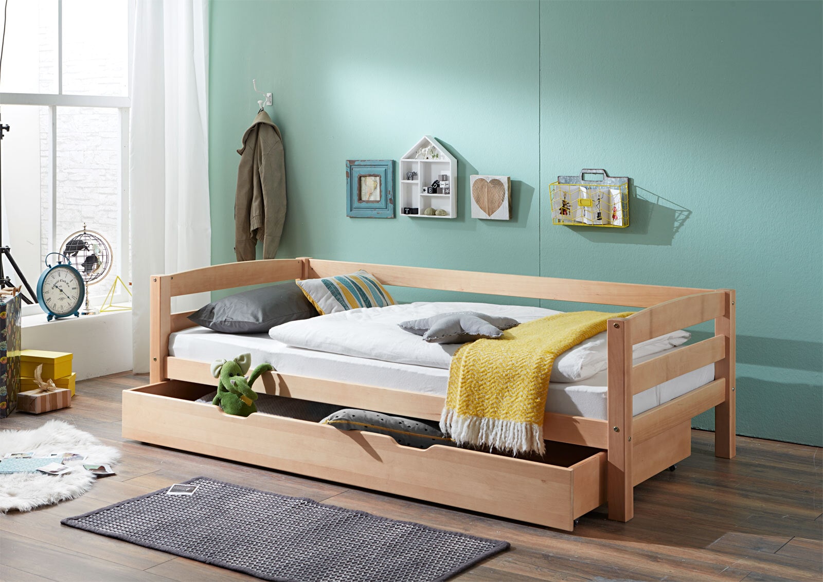 Juniorbett 90 x 200 cm Buche Massiv natur