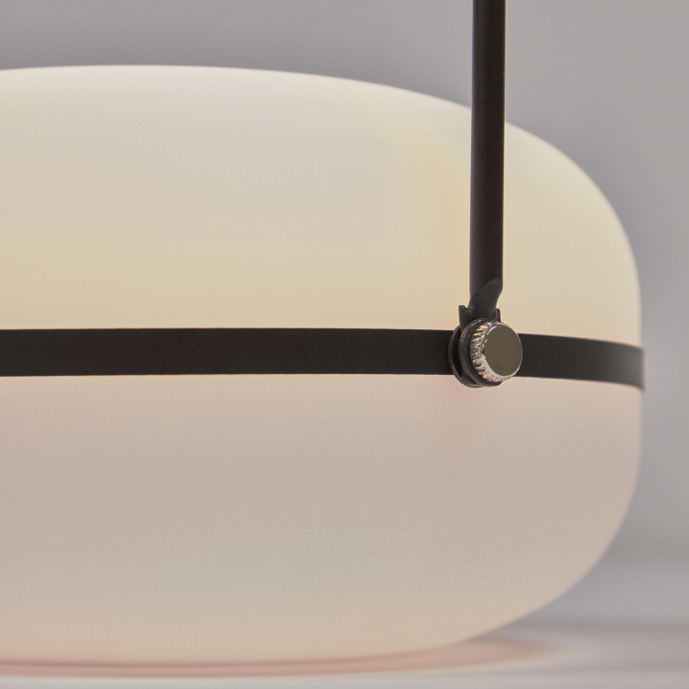 Kave Home Tea tafellamp oplaadbaar LED zwart