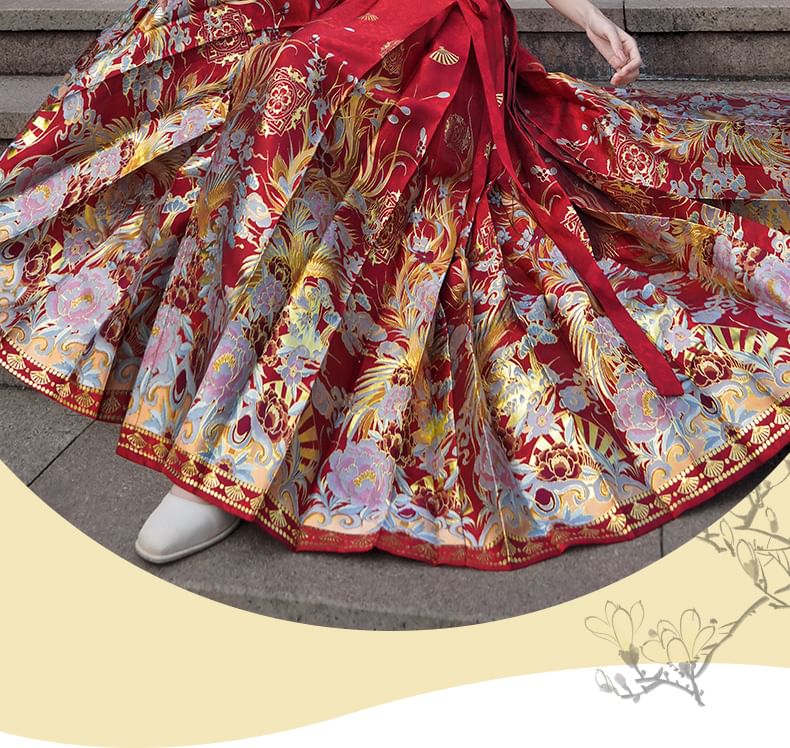 Fioridi - Hanfu-top met korte mouwen en bloemenborduursel / Maxi-A-lijn rok met hoge taille en plooien van jacquard / Ketting met imitatieparels