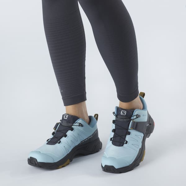 Chaussure de randonnée basse SALOMON X ULTRA 4 GORE-TEX W CRYSTL BL/BLACK/CUMIN
