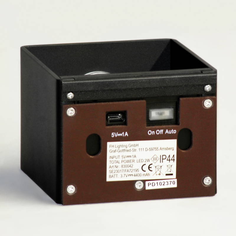FHL easy AKKU-Wandleuchte MAGNETICS