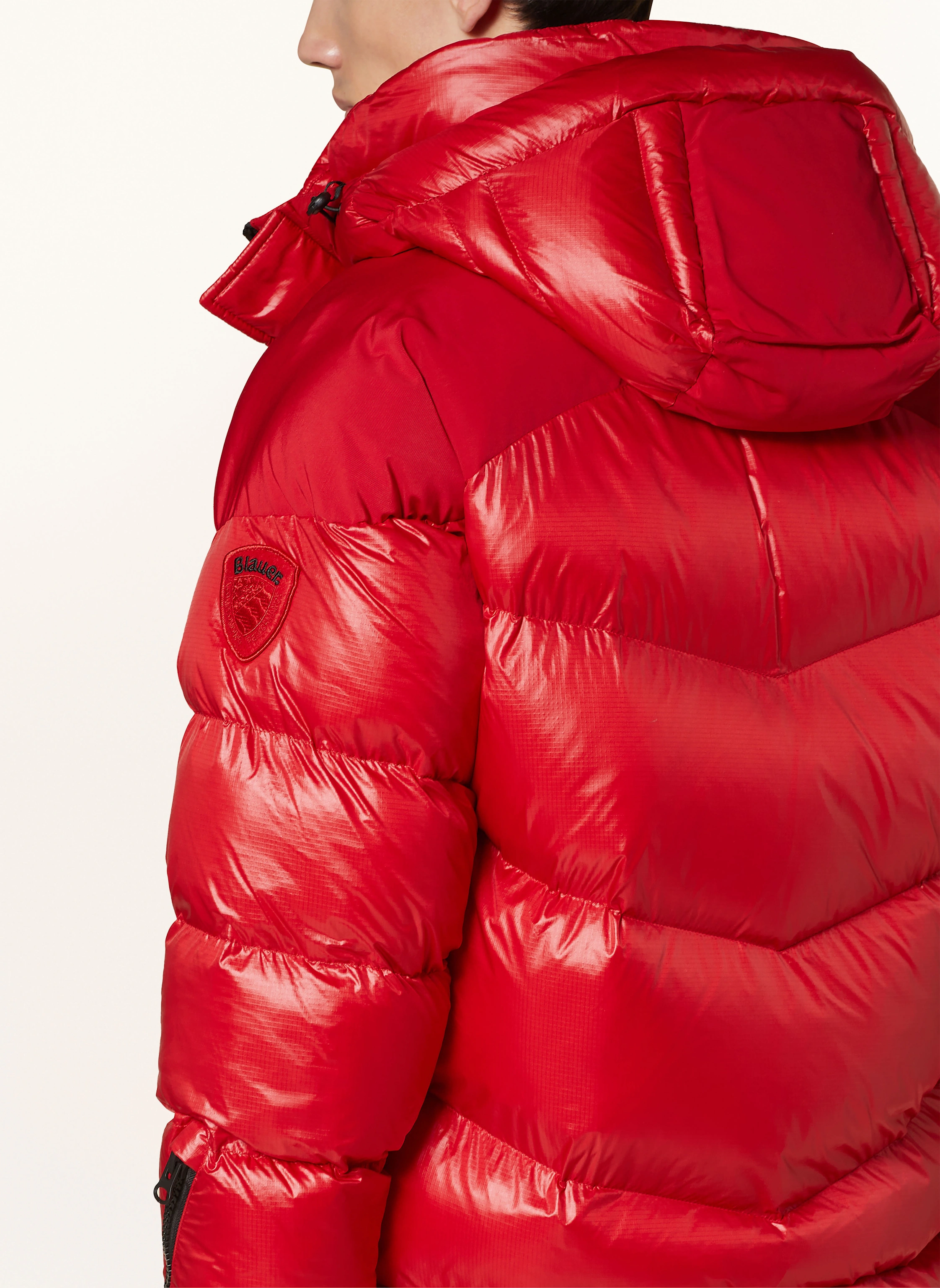 Blauer Steppjacke mit DUPONT™ SORONA®-Isolierung
