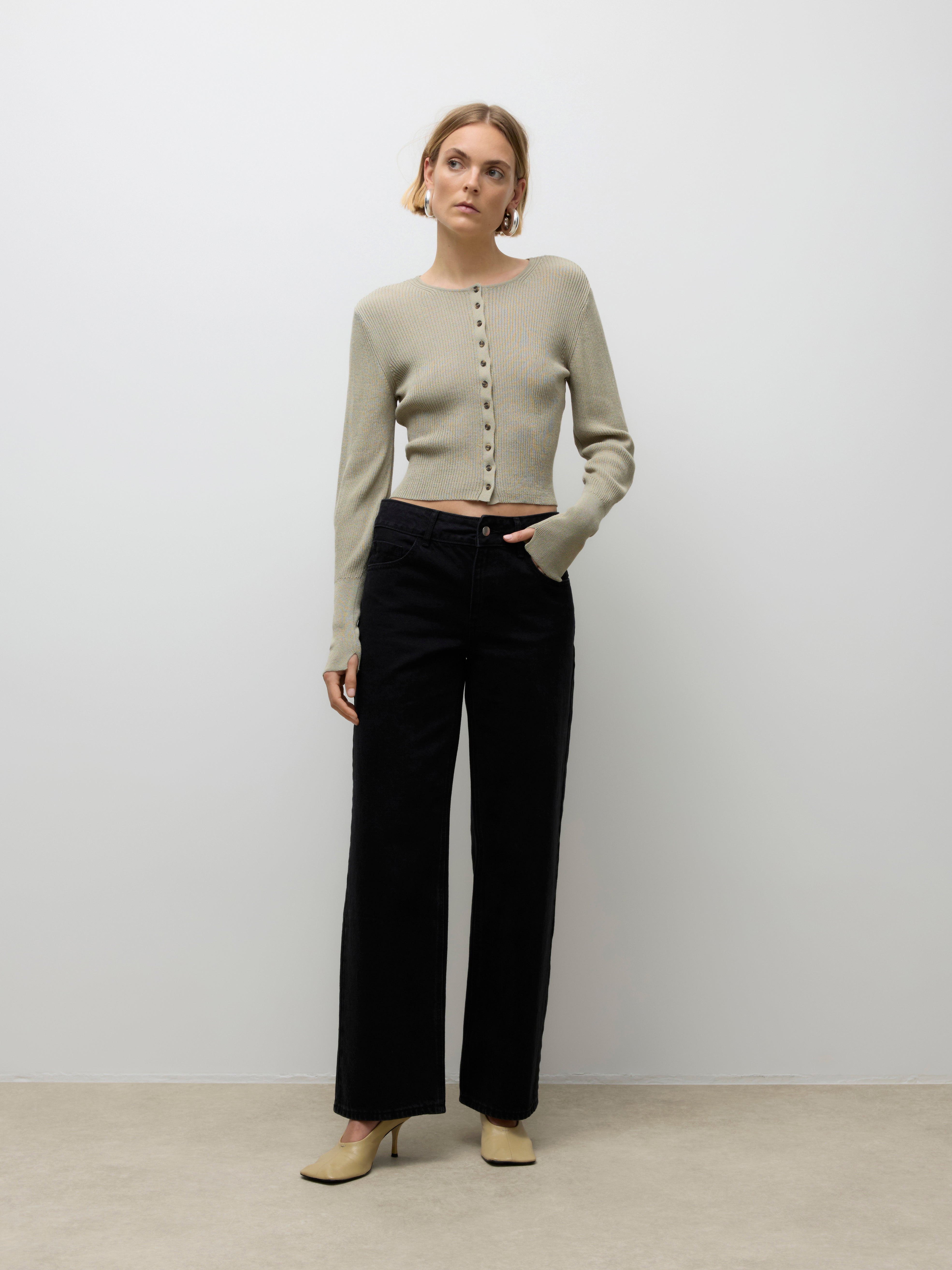 AWRENA Mid rise Wide leg fit Jeans