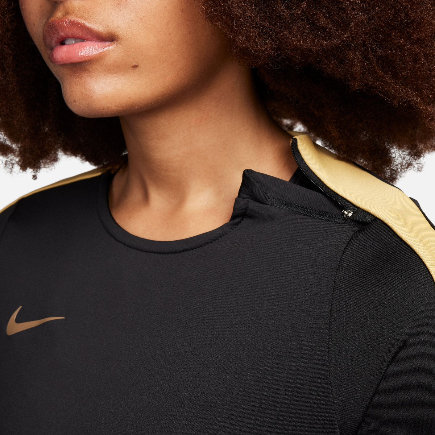 Nike Strike Crew Trainingstrui Dames Zwart Goud