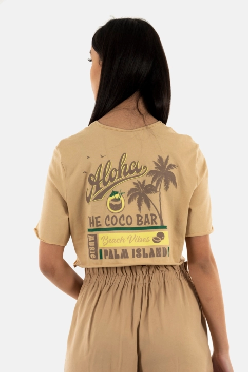 tee shirt only sunny irish cream