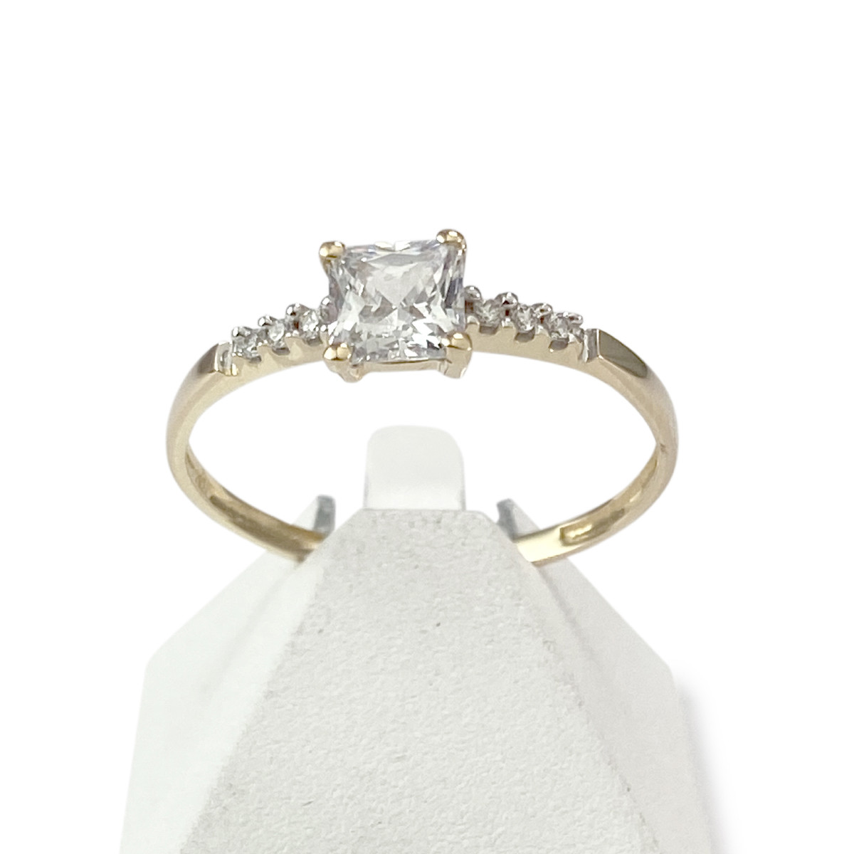 Bague d'occasion or 750 jaune zirconias