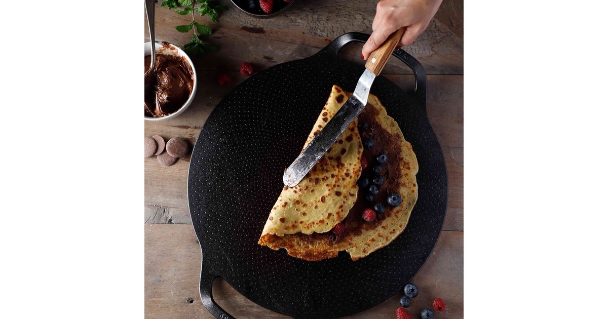 VictoriaPizzapan met twee handgrepen 38 cm, Seasoned bak-/braadpan  (Zwart, Color packaging)