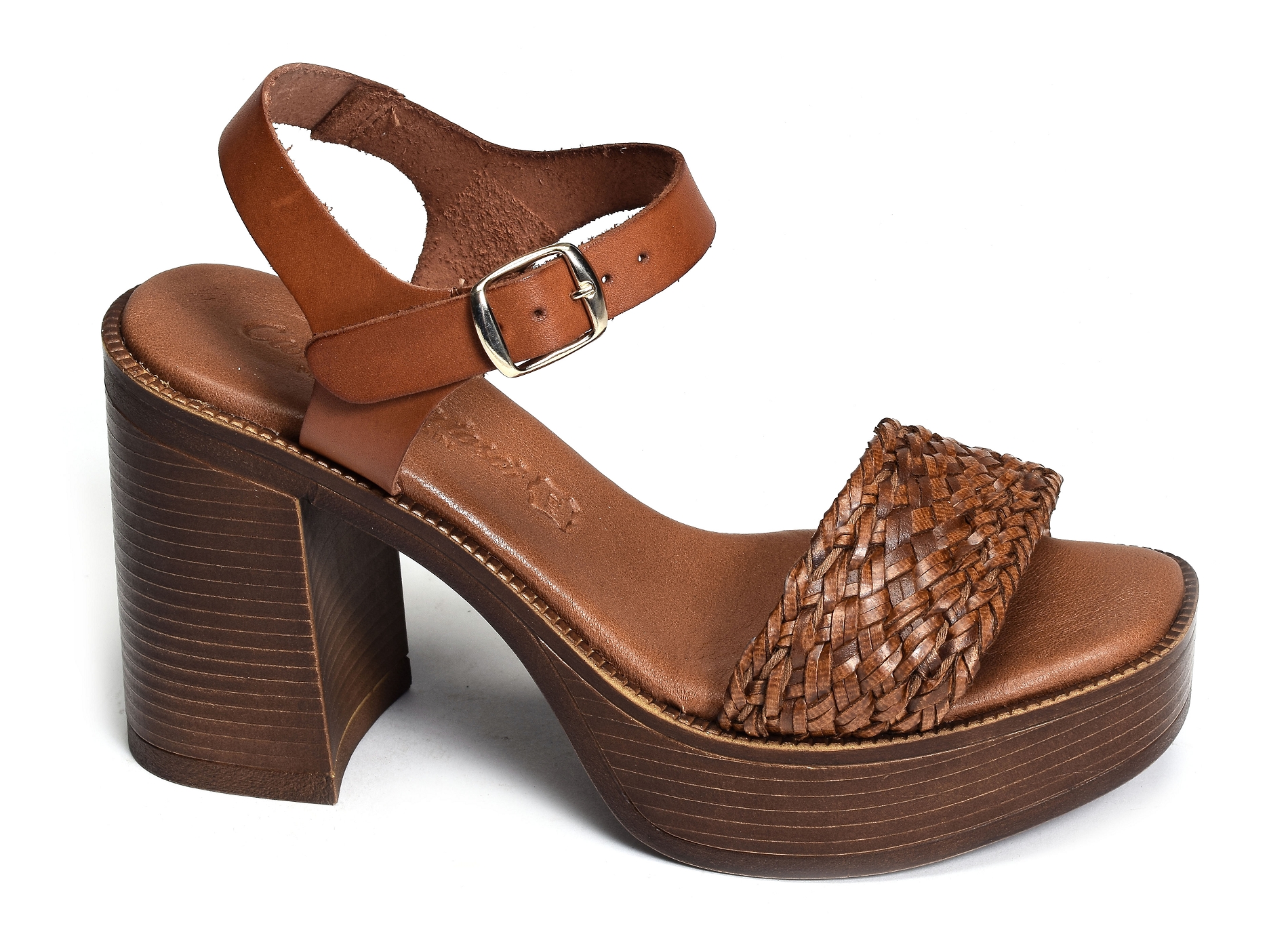 89067 camel