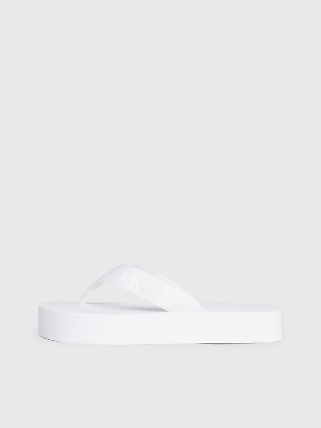 Chinelo de dedo com plataforma