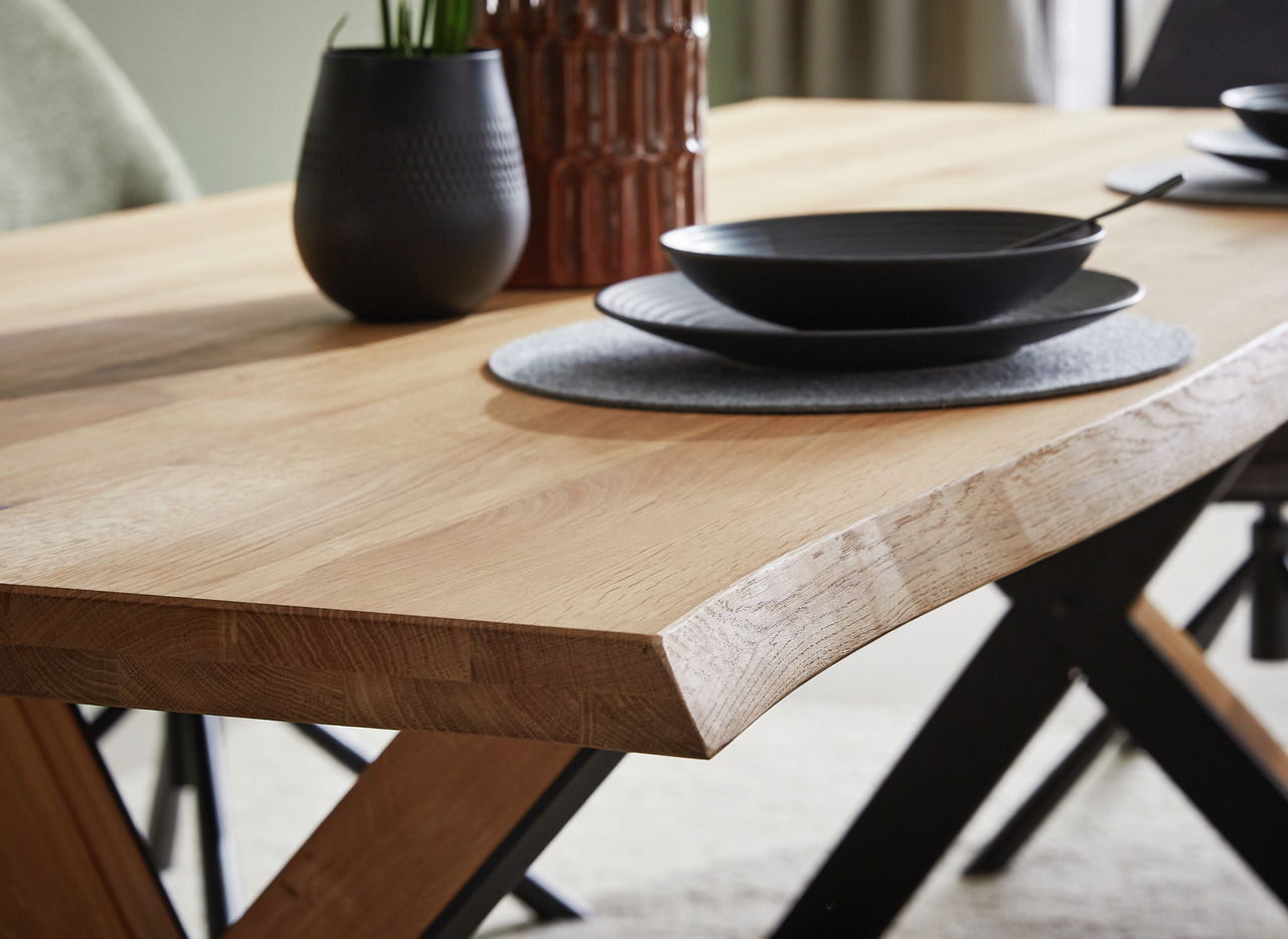 Linea Natura Esstisch X-RAY