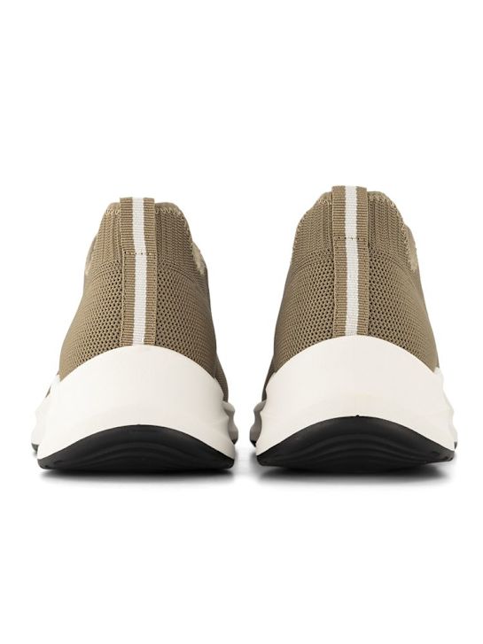 Easy Street Slip-on sneaker