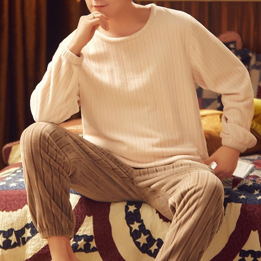 Jeony - Pyjamaset: Fleece Sweatshirt + Broek