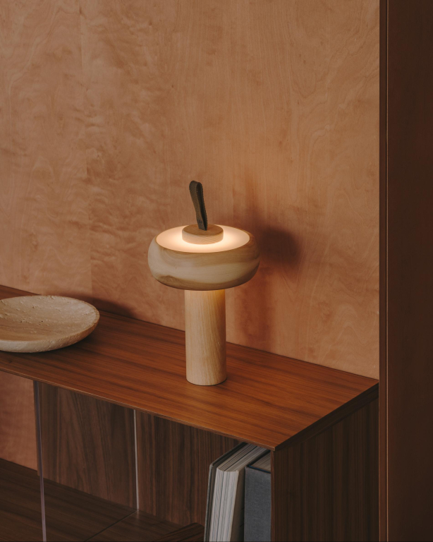 Kave Home Luba tafellamp LED oplaadbaar