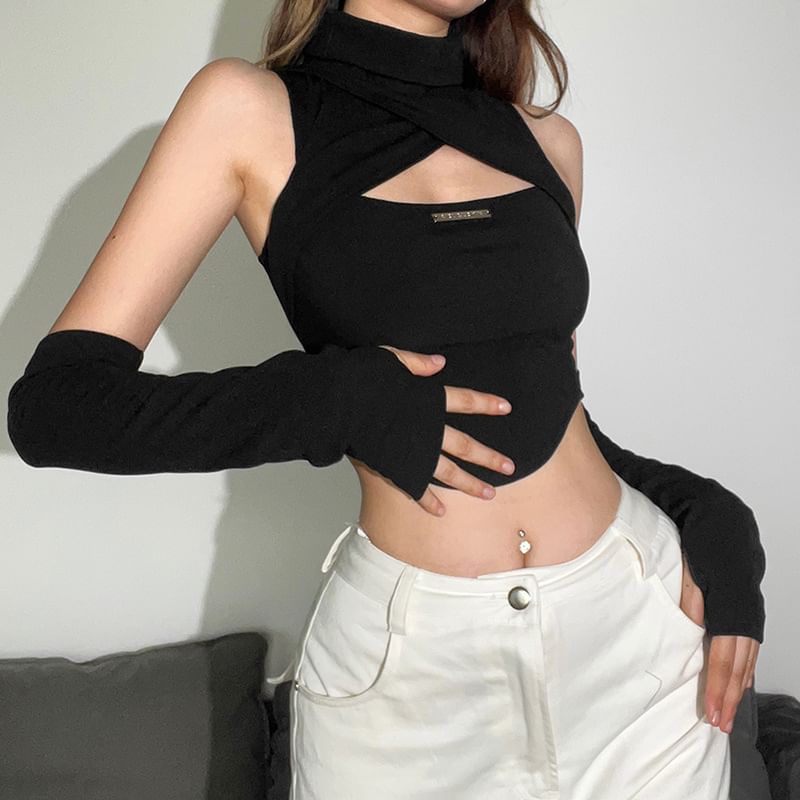 Sugarcoat - Set: Halter-hals cutout effen crop top + mouwen