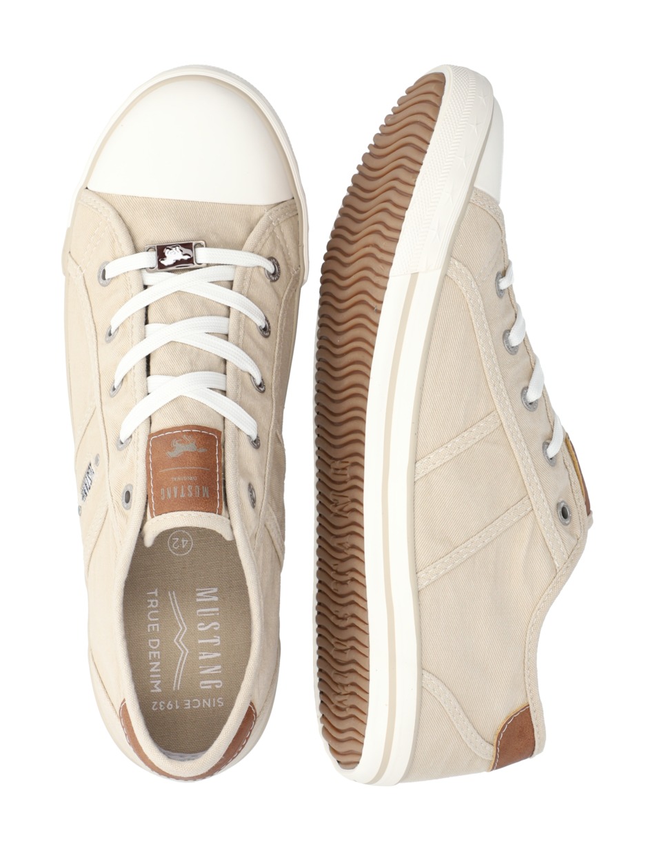 Canvas Sneaker