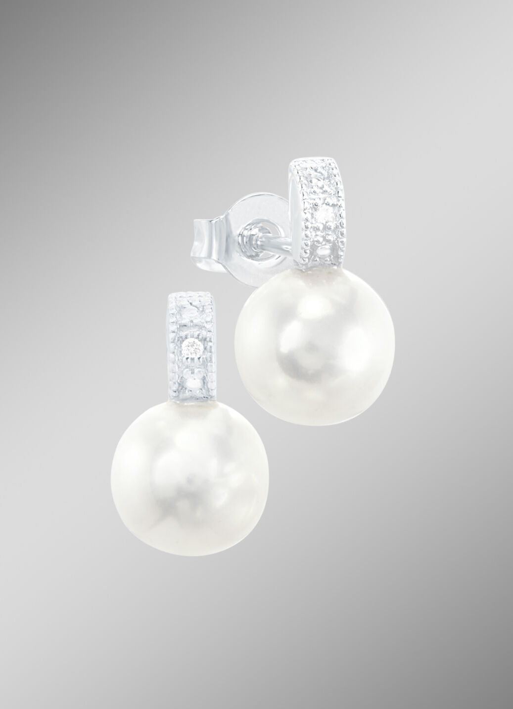 Ohrstecker mit Süsswasser-Zuchtperle und Brillanten